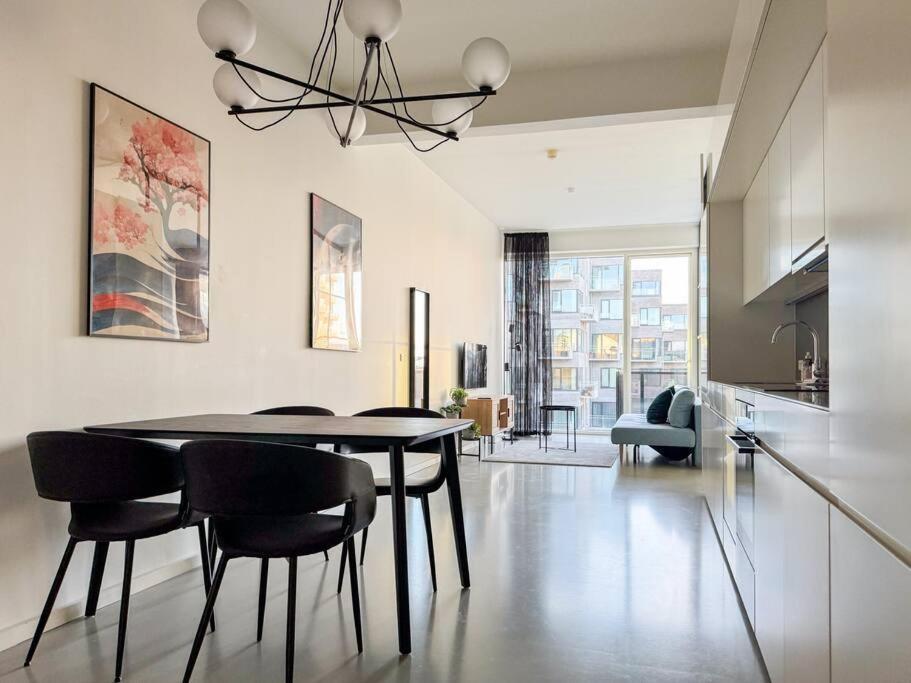 Chic Atelier With Breathtaking Waterfront Appartement