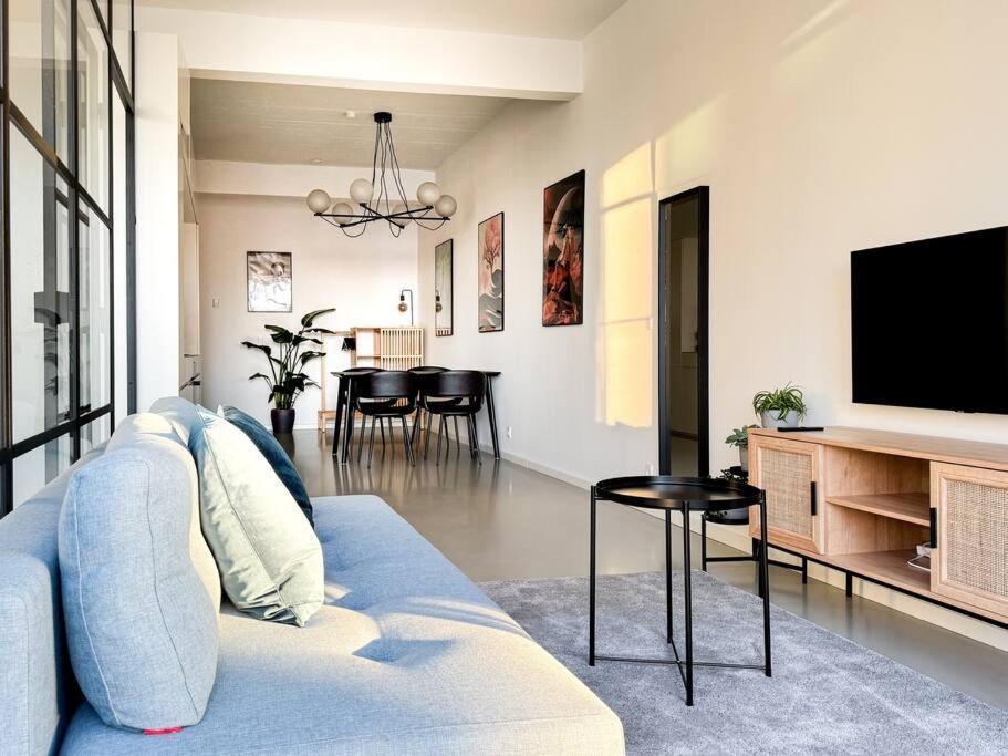 Appartement Chic Atelier With Breathtaking Waterfront