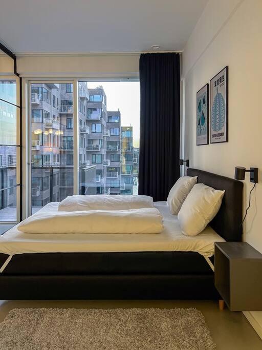 Chic Atelier With Breathtaking Waterfront Appartement